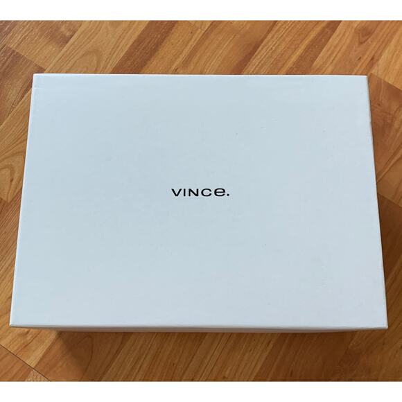 Vince‎ empty shoe box - Picture 1 of 7